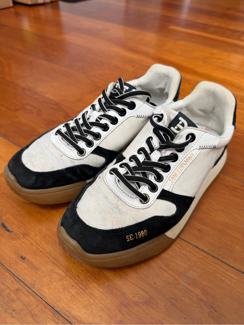 Sam Edelman - Layla Sneakers , Black/White, Size 8